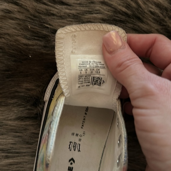 Converse all star girls size 5 low top tie dye shoes - Picture 5 of 5